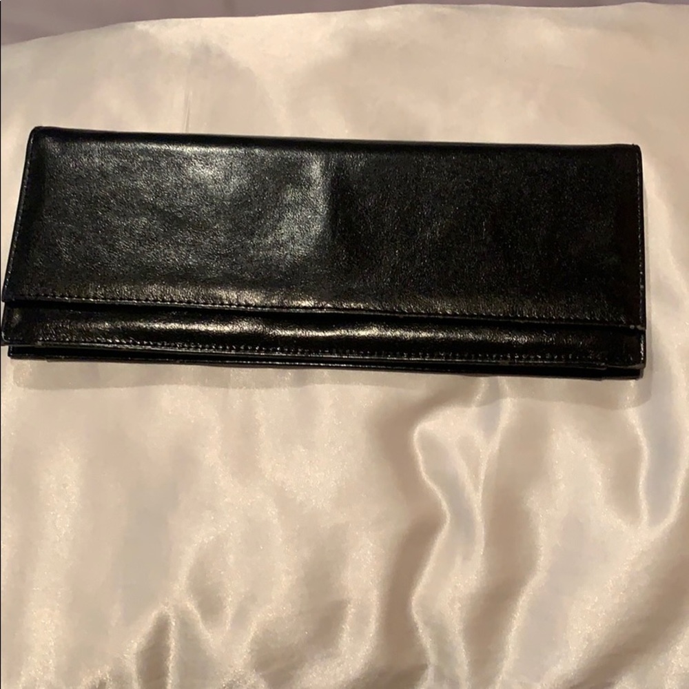 Aldo Clutch